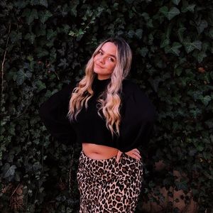 Meet your Posher, Danielle